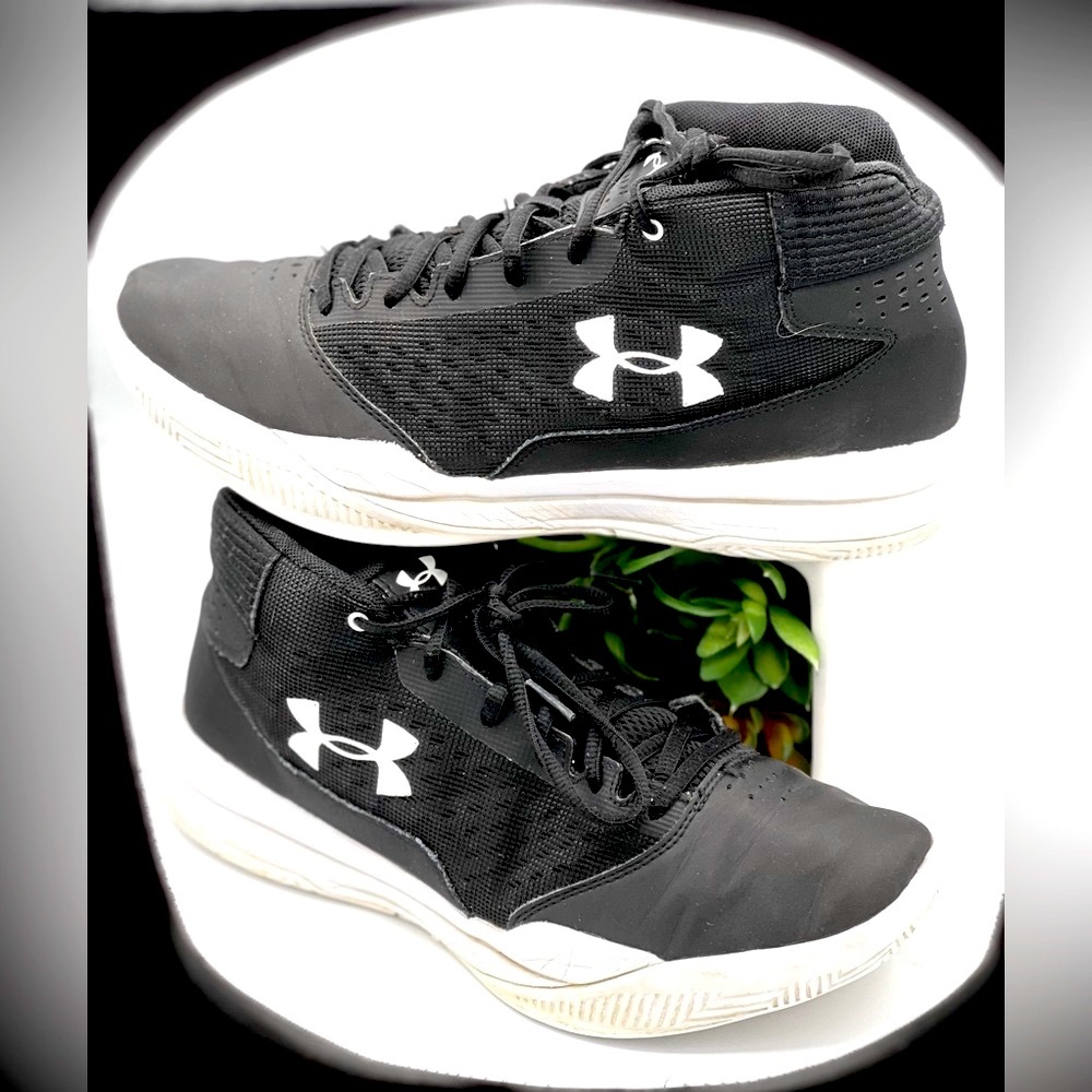 🌺Under Armour Womens Jet 2017
3020633-001 Basketball Shoes🌸🌺 - Picture 8 of 15